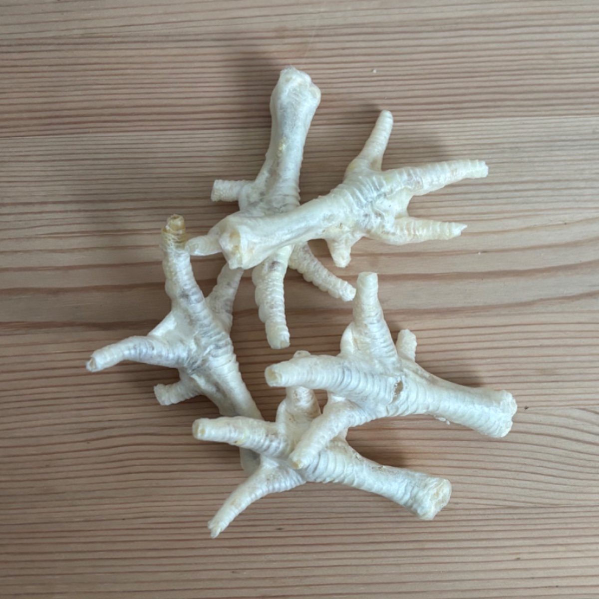 Puffed chicken feet view 2