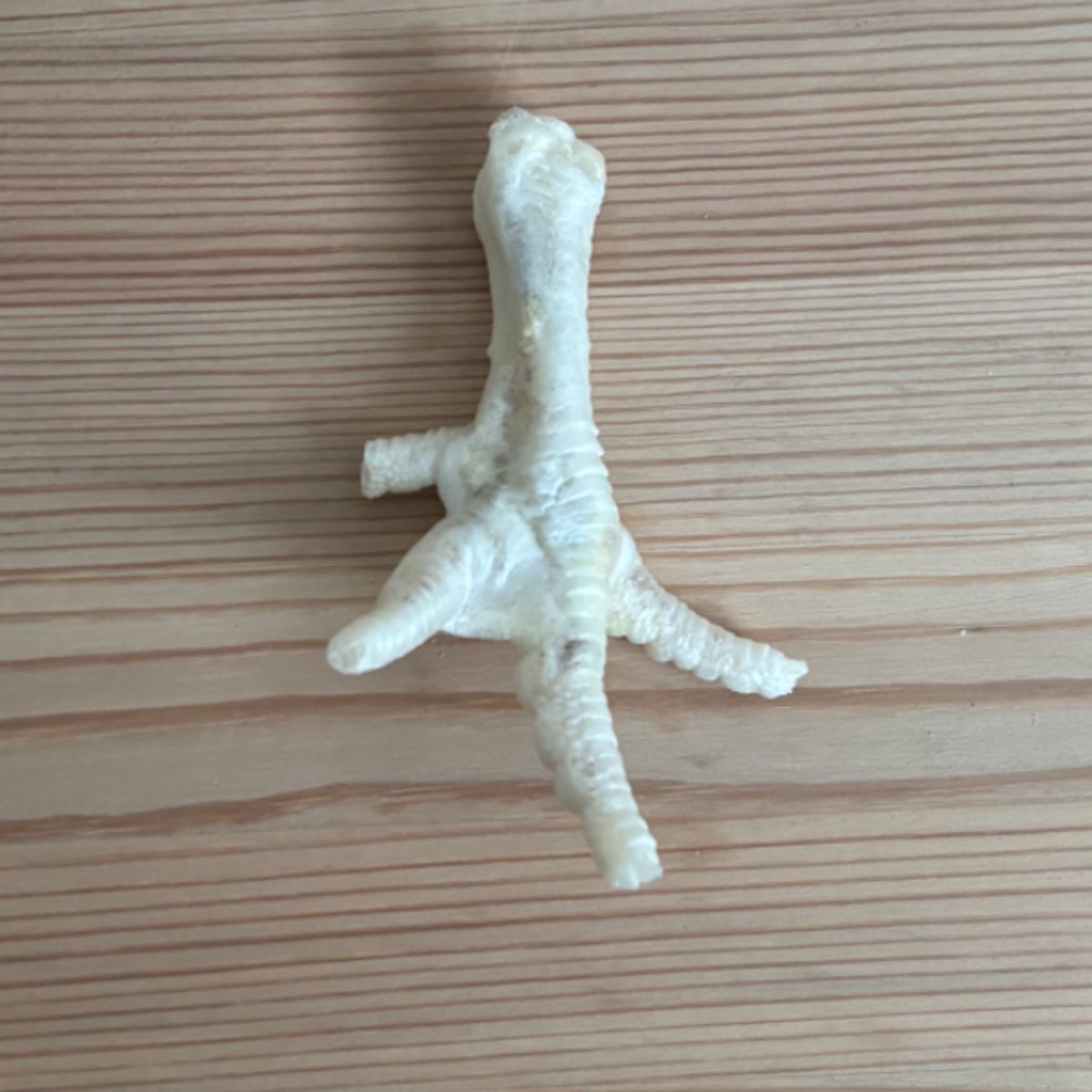 Puffed chicken feet